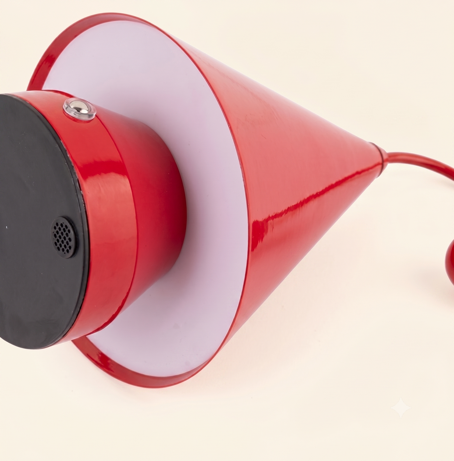 Little Red Hat Lamp